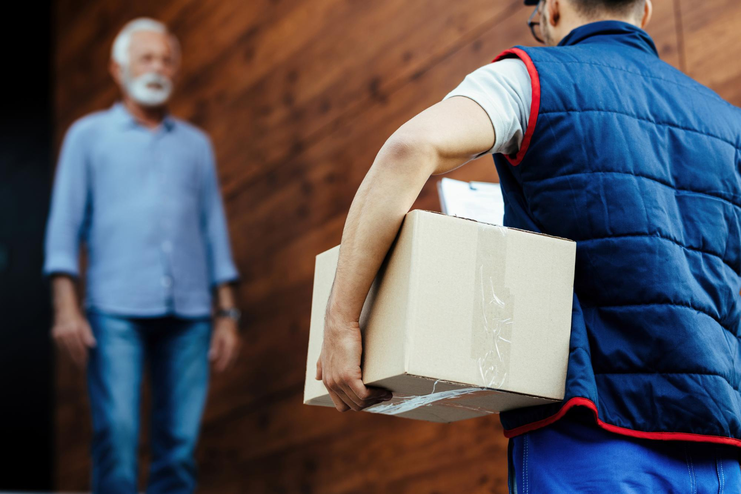 Same Day Parcel Delivery Service That Saves Time When Every Minute Counts