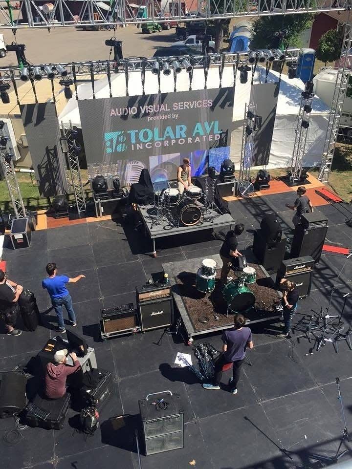 How Audio Visual Equipment Rentals Support Backline Instrument Rental in Chico