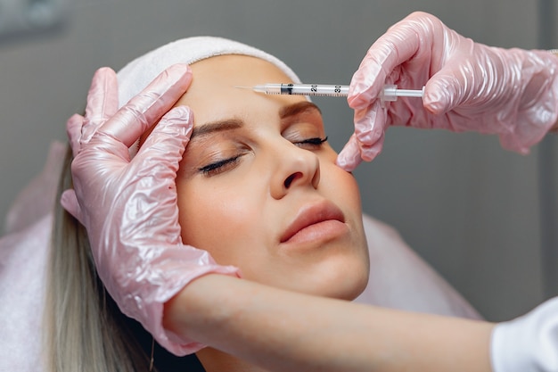 Can Exosomes Treatment Promote Youthful Skin Glow?