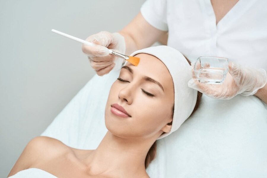 Can Glycolic Acid Peel Improve Skin Hydration Levels?