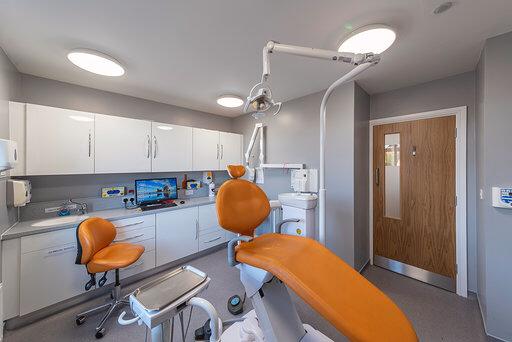 7 Things Nobody Tells You Before Starting Your Invisalign Journey