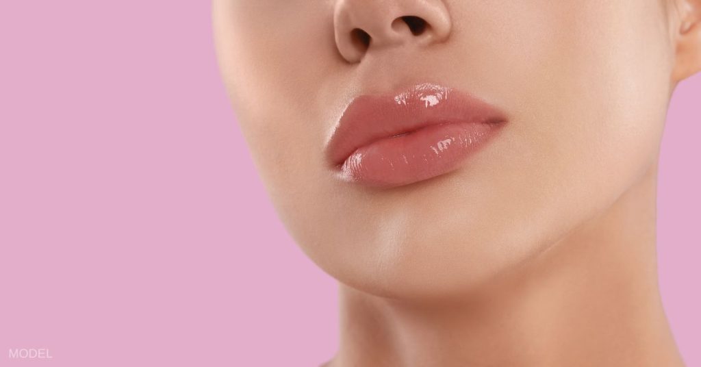How Russian lip Fillers in Abu Dhabi Create Defined Lips