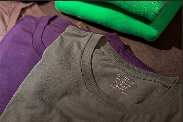 Garment Dyed vs Pigment Dyed Tees: What Shoppers Ask Most and What Brands Answer