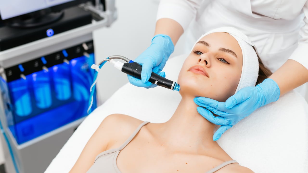 What Makes Hydrafacial Good for Deep Cleansing?