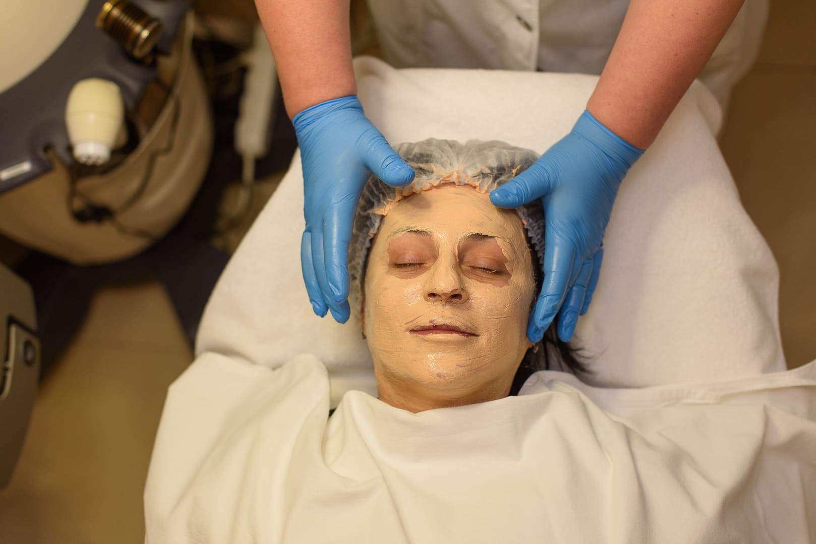 How Can Cosmelan Peel Treats Sun Damage Skin?