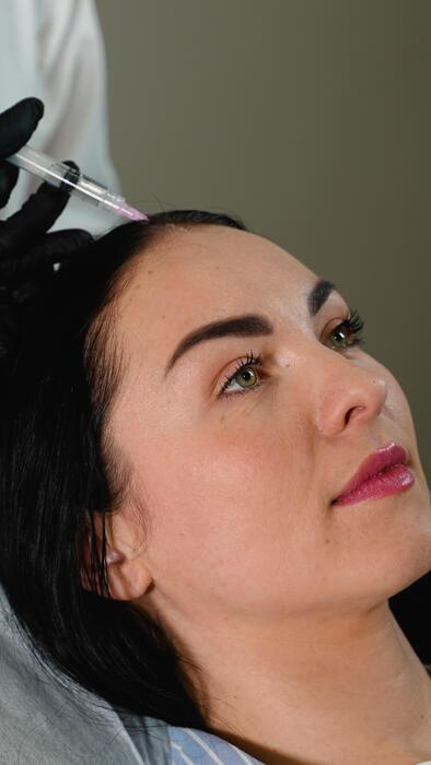 Why Do People Use G Cell Therapy for Hair Shedding Issues?