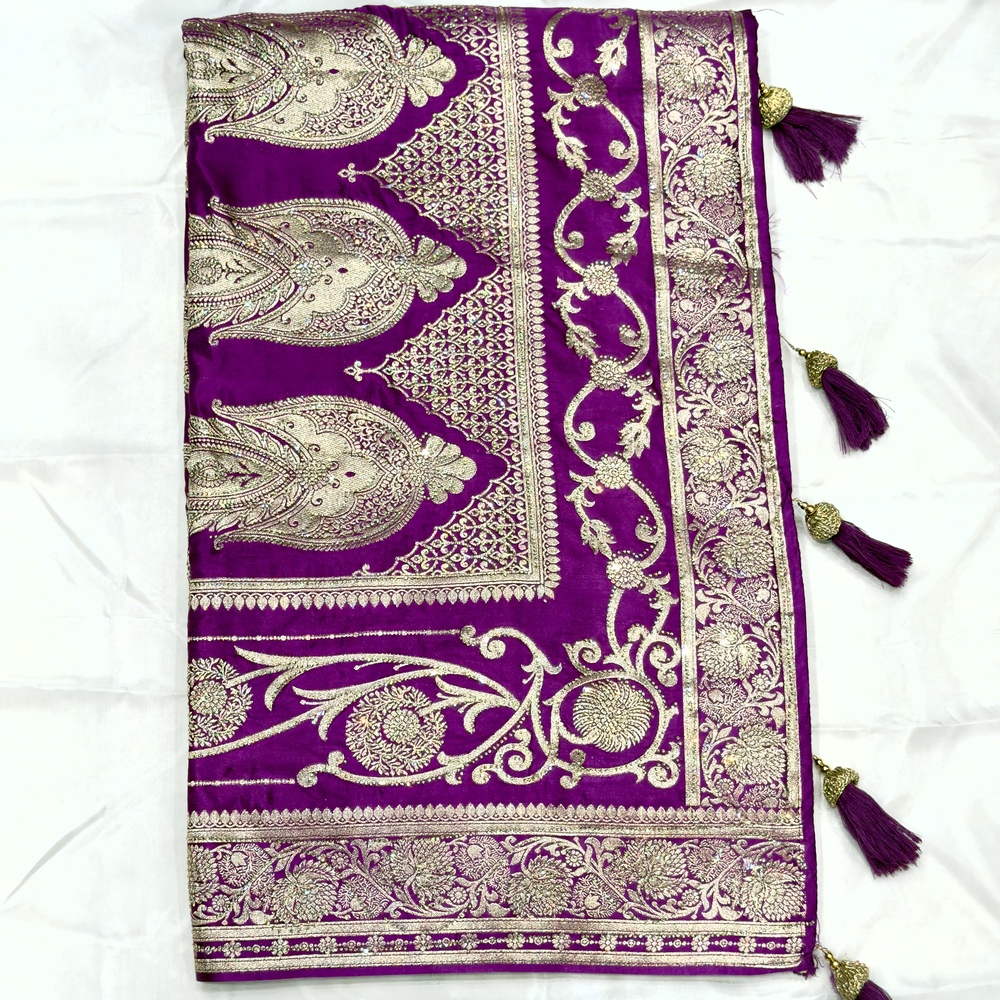 The Art of Weaving Sarees in Delhi: Which Weaves Are Made Here and Why They Matter