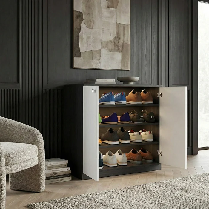 Open vs Closed Shoe Racks: Which One Should You Choose?