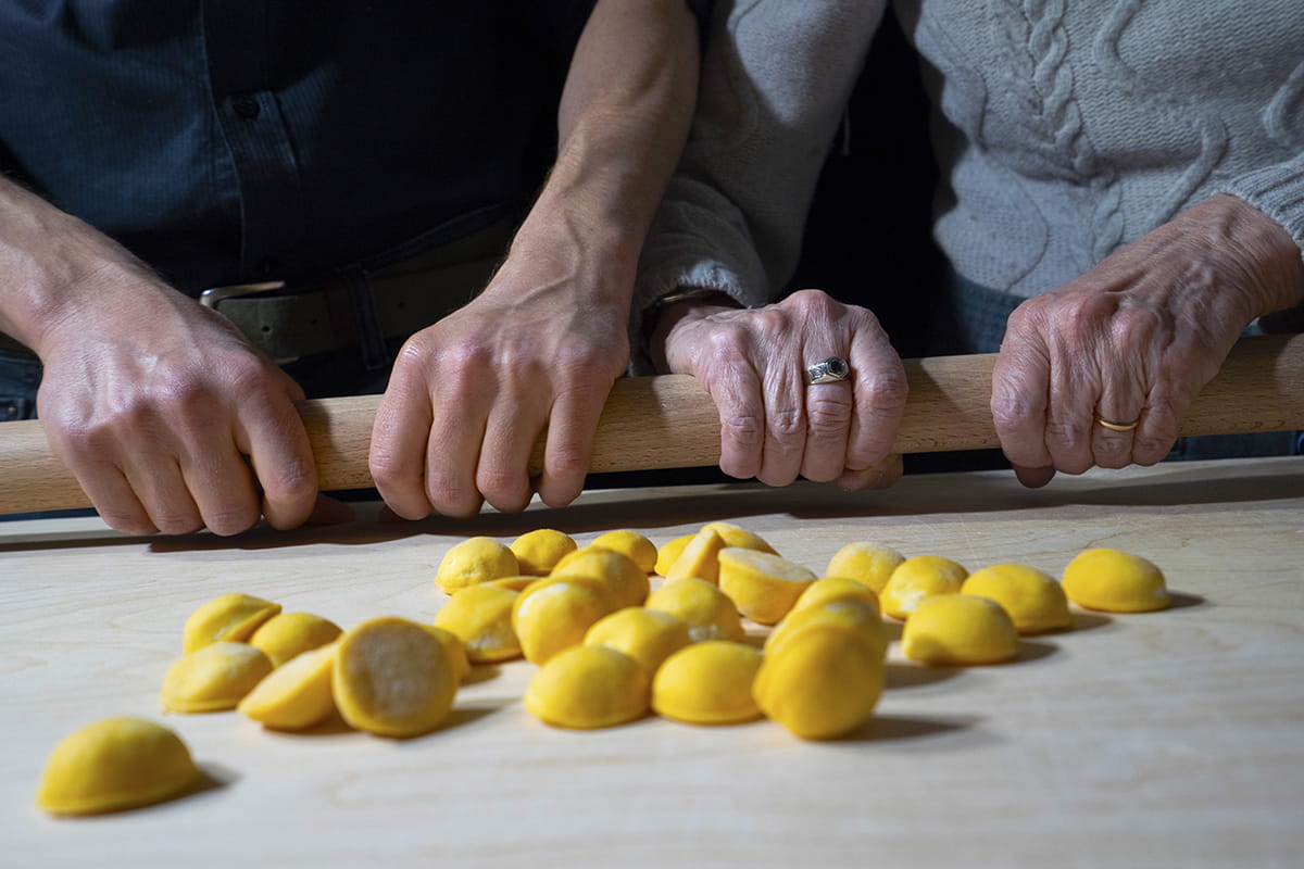 Private Pasta Cooking Classes in Milano: The Ultimate Culinary Experience for UK & German Travelers