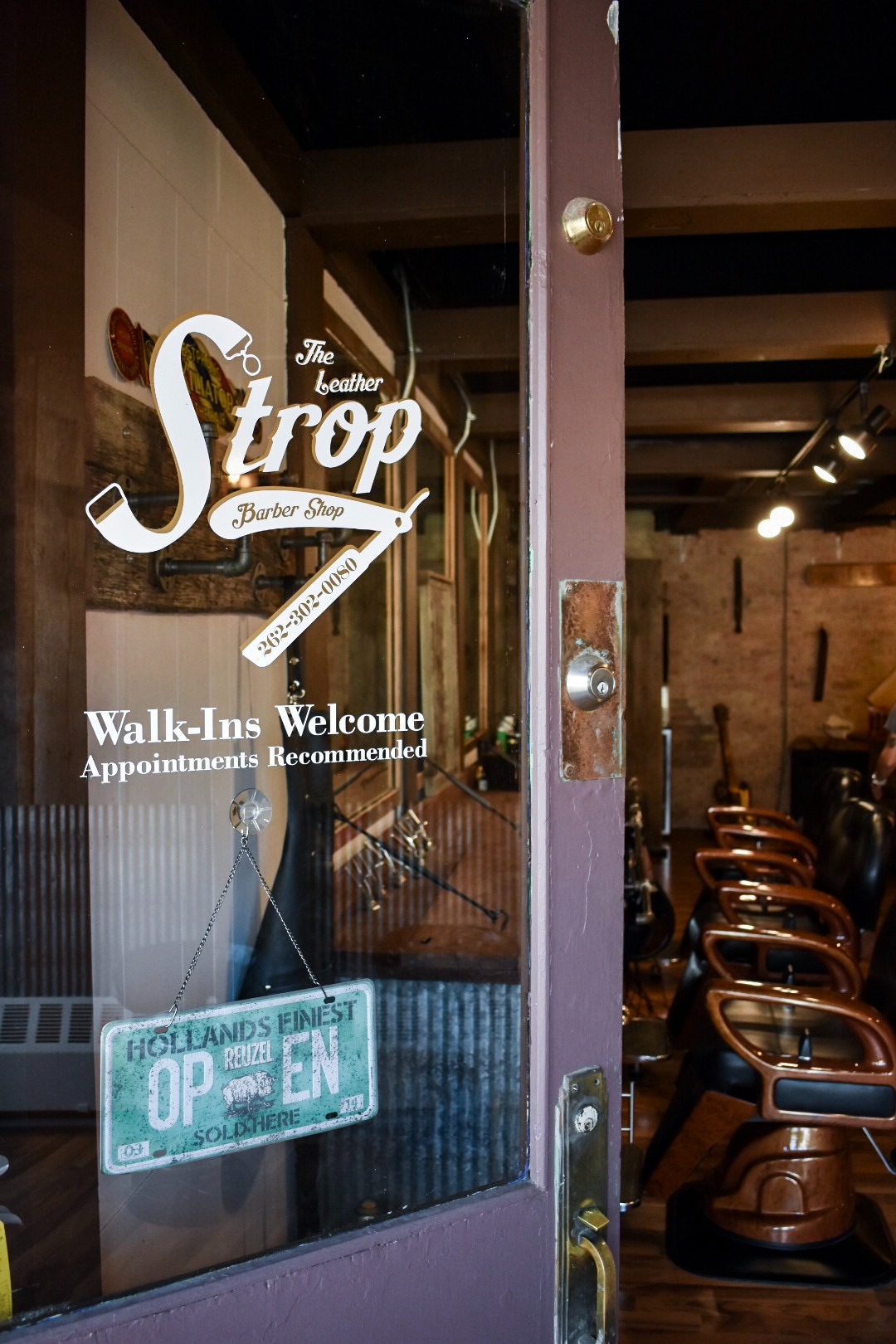 Barber Waukesha WI | Quality Haircuts & Men’s Grooming