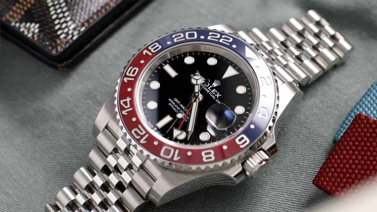 Why Luxury Watches Remain Popular Among Collectors