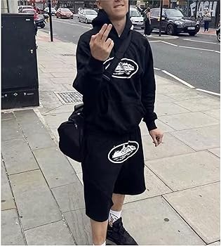 Corteiz Shorts: Fresh Urban Designs for Everyday Fashion