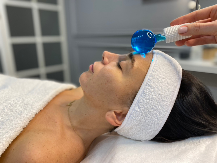 Does Red Carpet Facial Help With Dry and Dehydrated Skin?