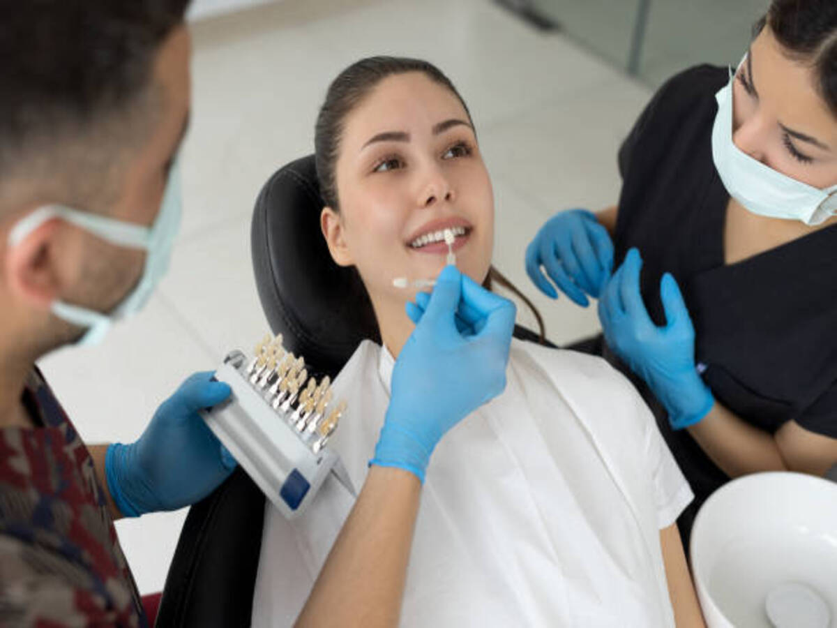 Dental Veneers Treatment for Stained, Chipped, and Uneven Teeth