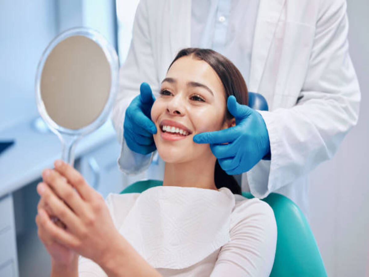 Why Patients Trust an Oral Surgeon in Costa Mesa for Complex Procedures