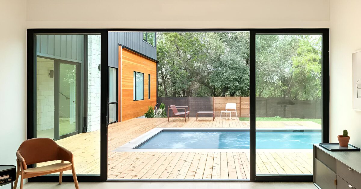 Why Do Homeowners Choose Aluminum Casement Windows?
