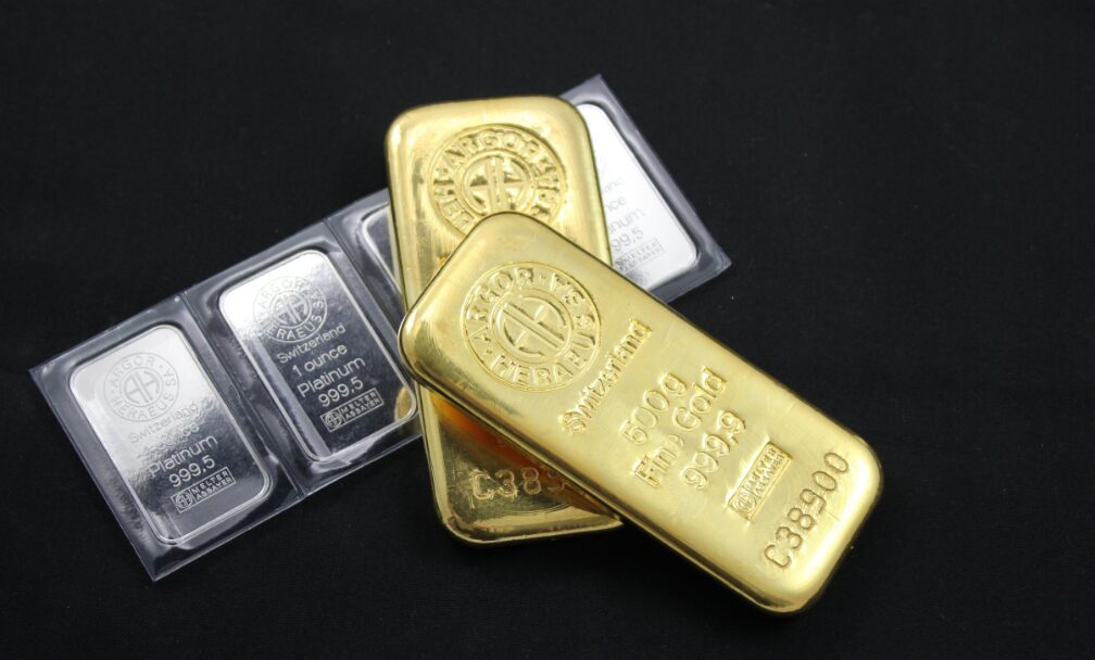 Can Gold Reach $6000 by 2030? A 2026 Guide for First-Time Investors