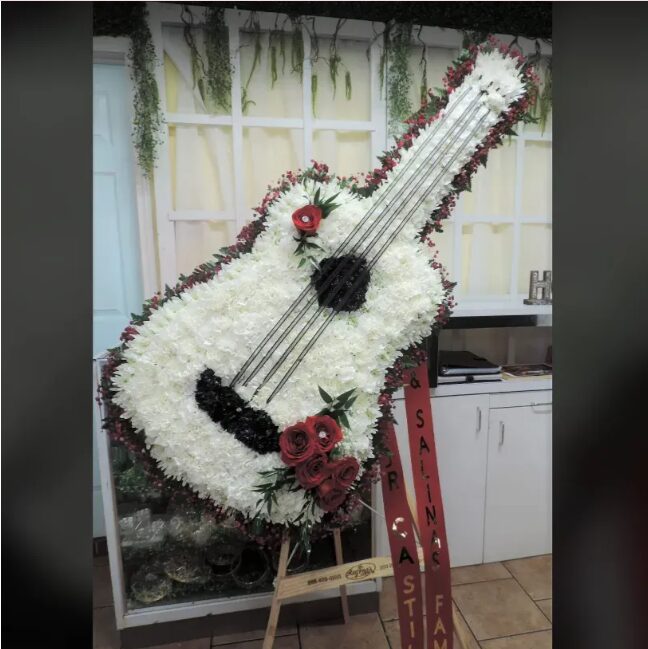 Funeral Flowers in Laredo Texas: Local Traditions and What to Order
