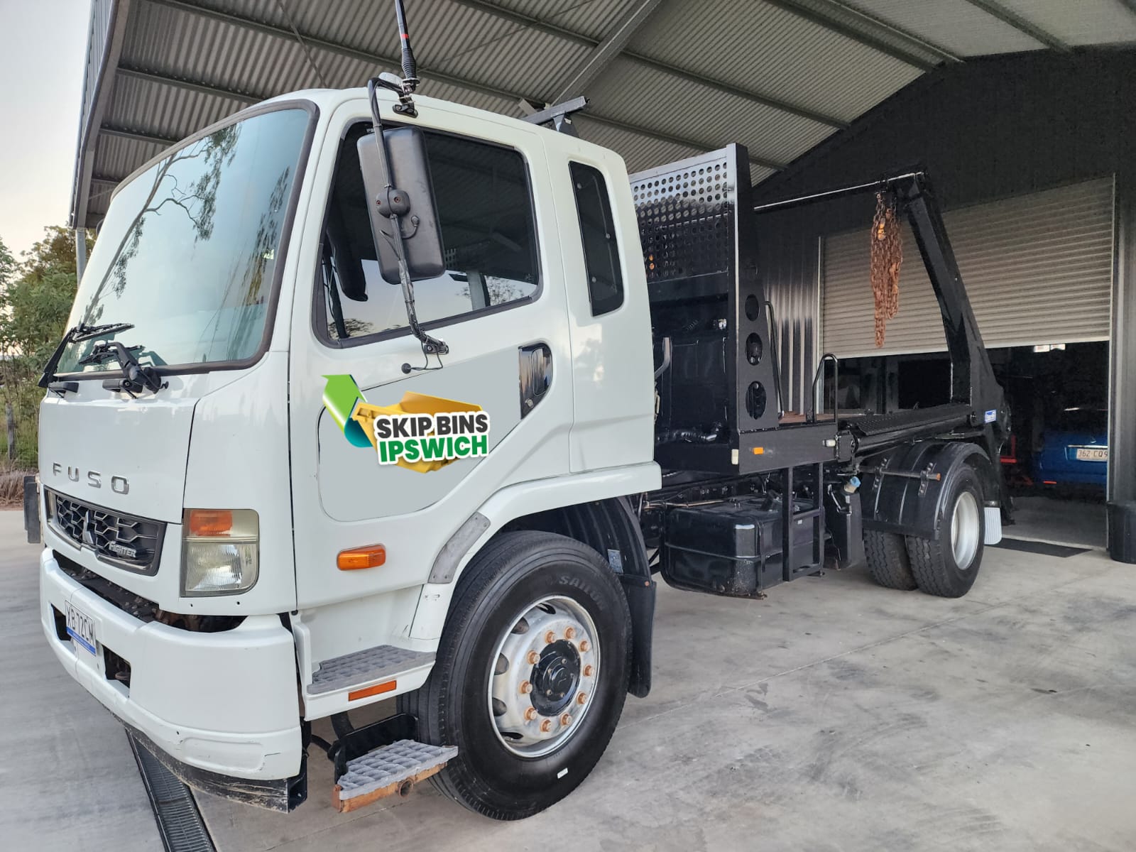 How to Choose Skip Bin Hire in Mount Ommaney & Sinnamon Park for Your Project?