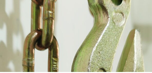 5 Signs Your Industrial Transport Chain Needs Immediate Replacement