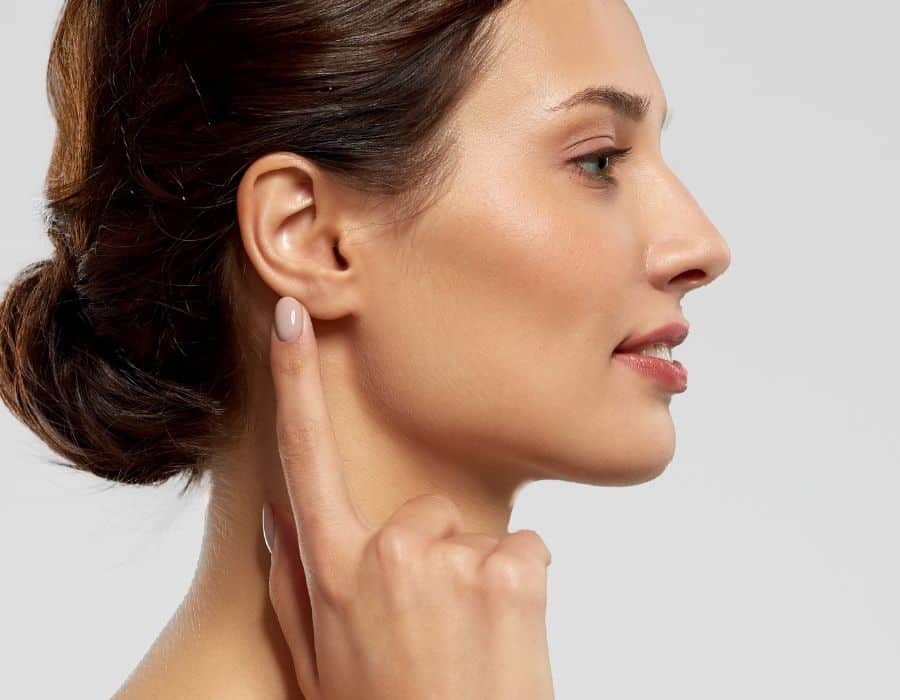 What Problems Can Earlobe Surgery in Abu Dhabi Fix?