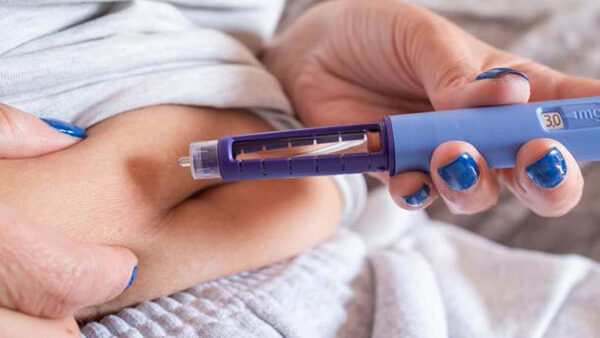 What is the mechanism of Saxenda Injection in weight loss?