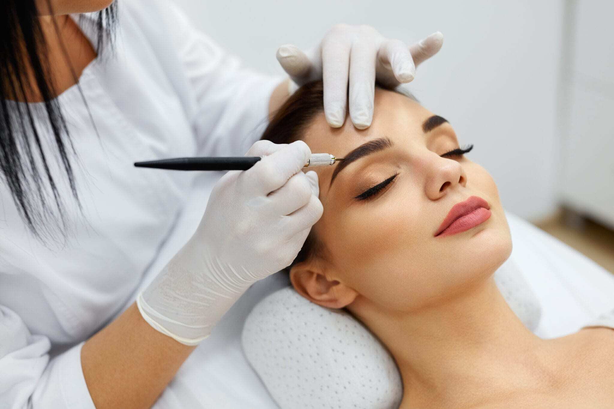 Top Microblading Services in Dubai – HD Studio Beauty Center