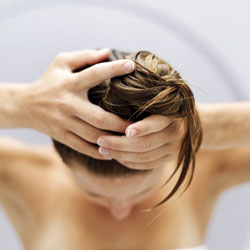 The Biggest Benefits of Booking a Deep Conditioning Salon Treatment