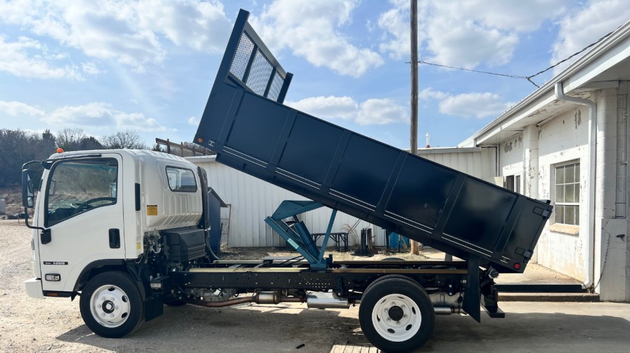What Makes Dump Beds Essential for Heavy-Duty Work