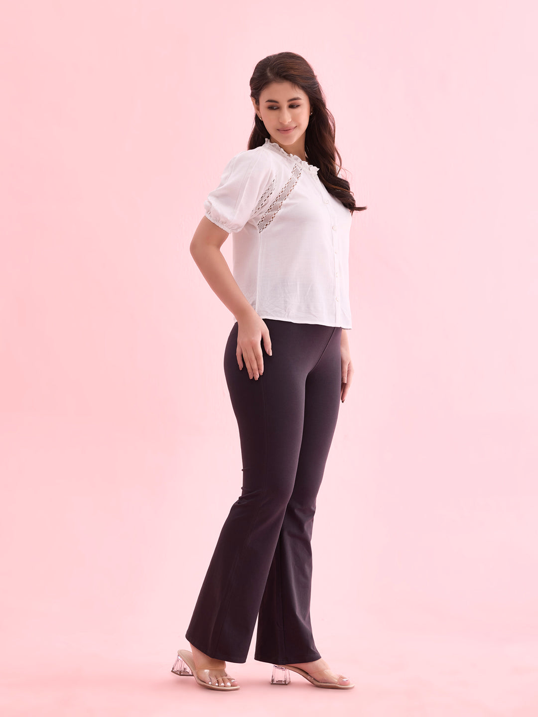 How Have Flare Pants Evolved from Retro Fashion to Modern Wardrobes?