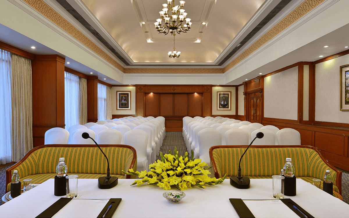 Key Factors for Selecting Ahmedabad Corporate Meeting Hubs