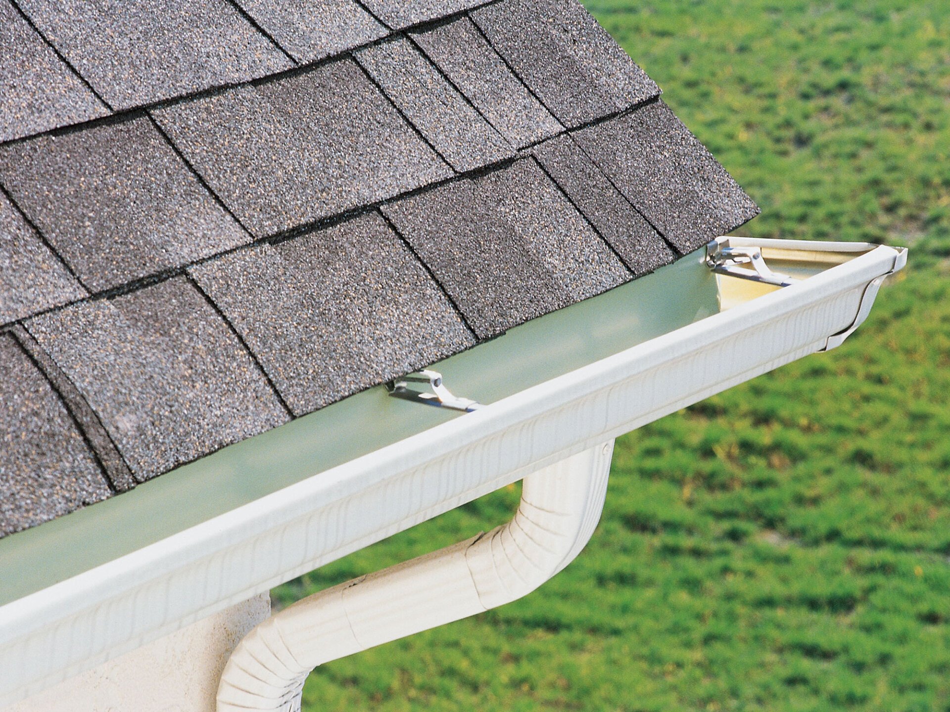 Upgrade Your Home with Leaf Filter Gutter Protection in Iowa City, IA