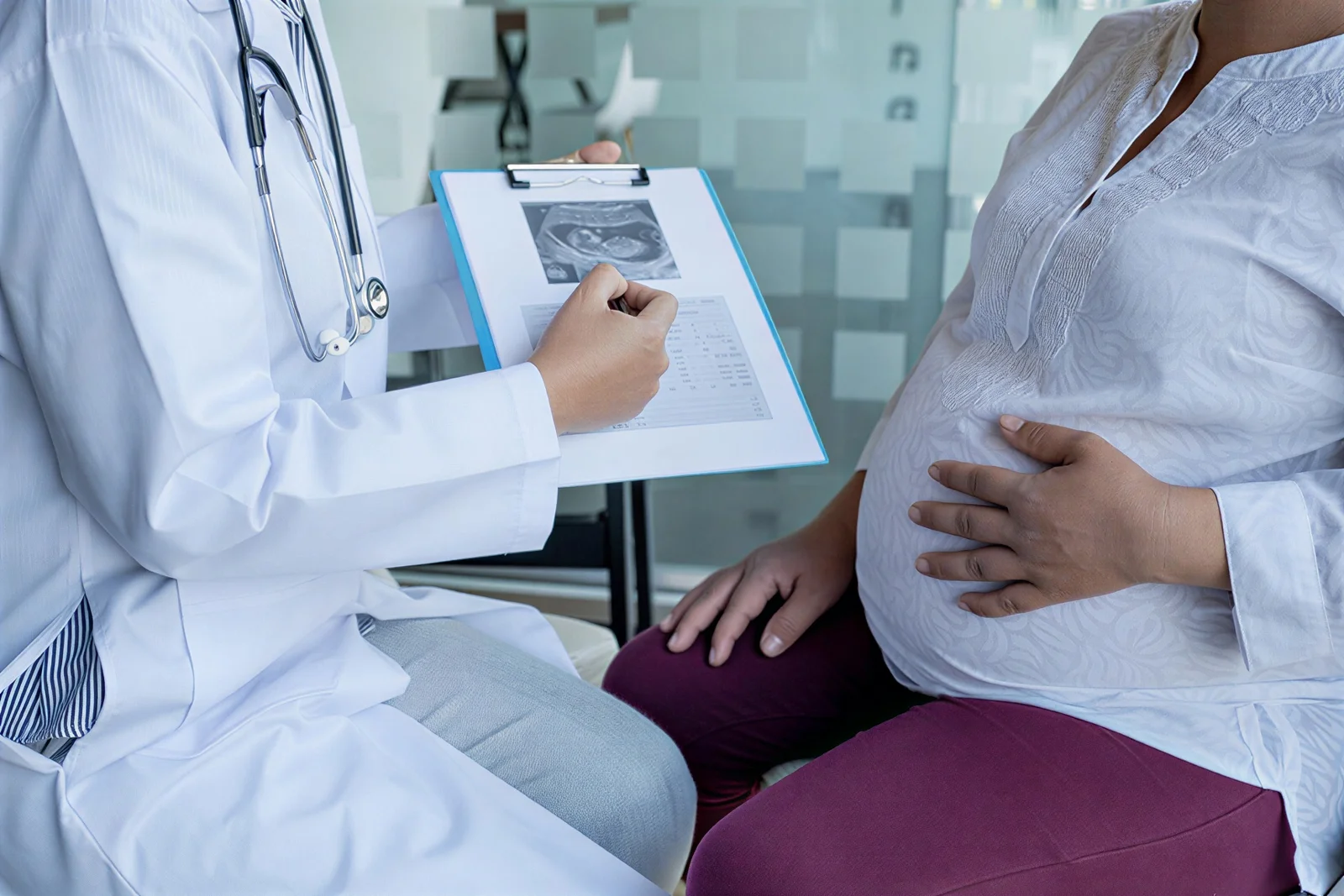 Top Gynecologist in Dubai for Advanced Women’s Treatments