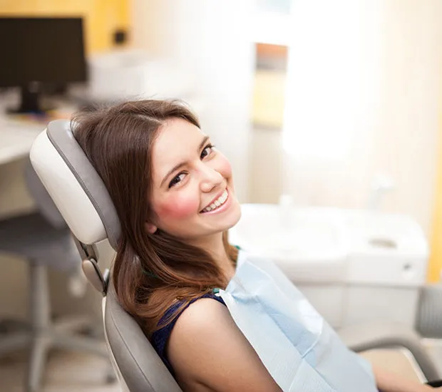 Why More Families Are Choosing Dentistry In Simi Valley for Long-Term Oral Health