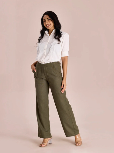 How Women Cargo Pants Fit into the Growing Utility Fashion Trend