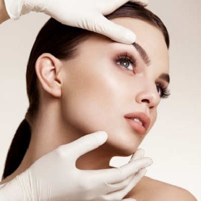 كيف تعزز الجراحة التجميلية الثقة المهنية جراحة التجميل