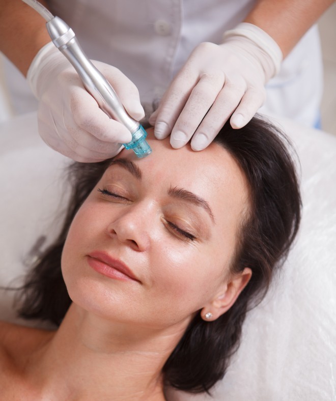 Does HydraFacial Abu Dhabi Support Healthy Skin Glow
