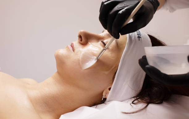 How Does Inno Peel Help Restore Youthful Skin Appearance?