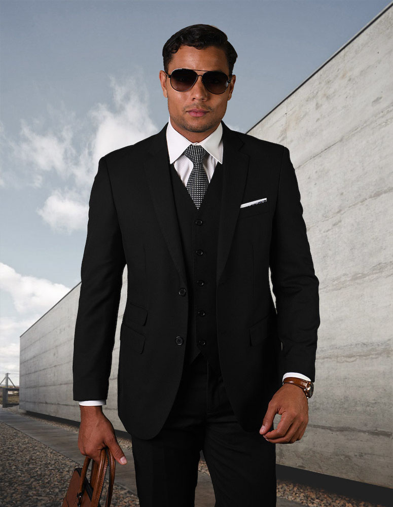 The best off white suit men in Los Angeles – USA