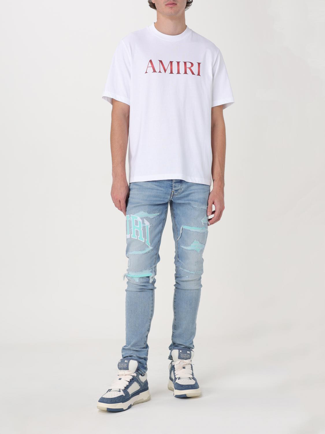 Why Amiri Jeans Are a Favorite in Luxury Streetwear