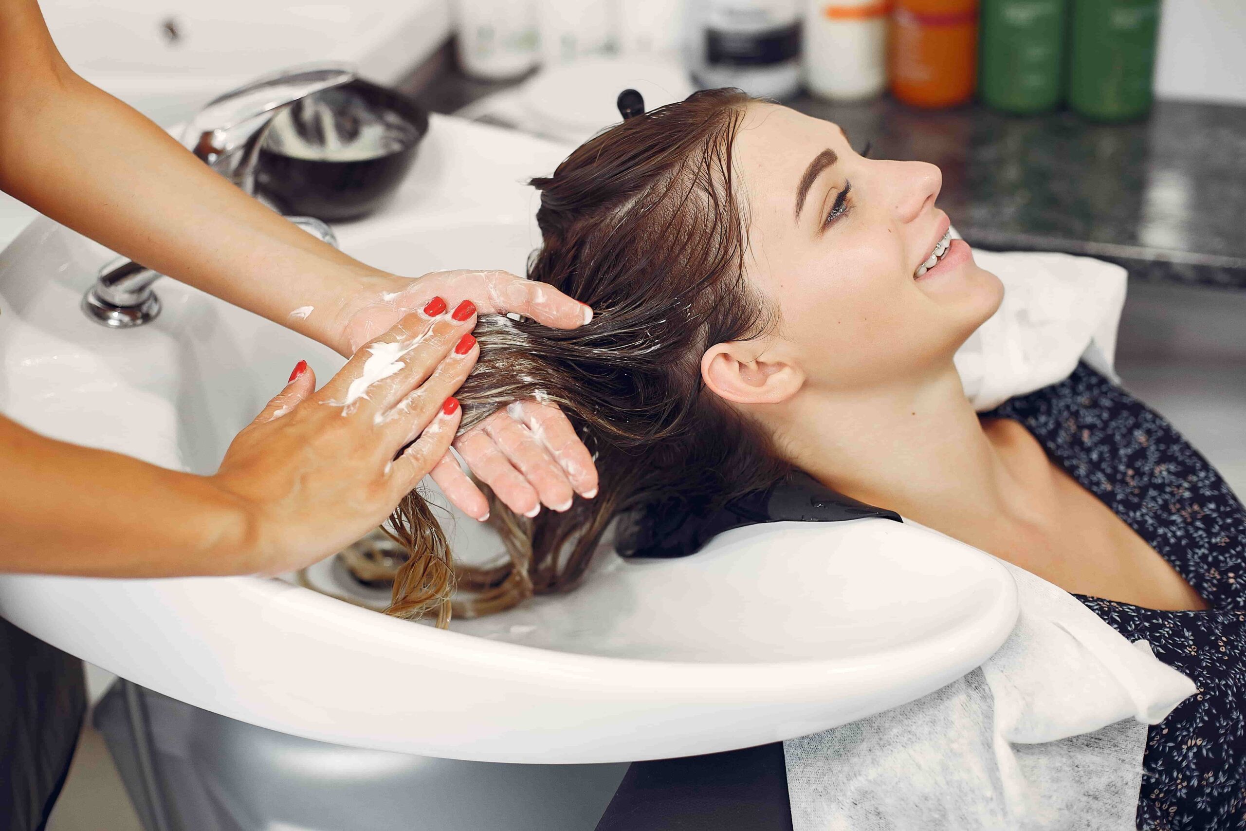 How Scalp Massage Can Help You Relax and Unwind